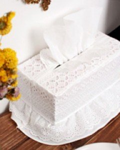 슈피체 프릴 티슈커버