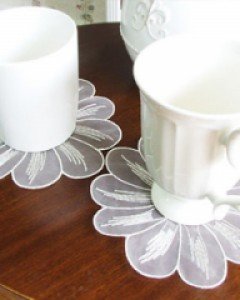 플라워 레이스 컵받침