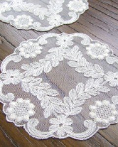 샬레 레이스 컵받침