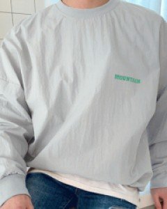 Mountain Windbreak sweatshirt F size(95 to 105)