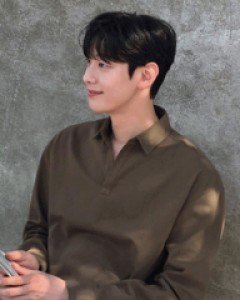 QYAN Semi-Open V-neck Shirt F size(95 to 105)