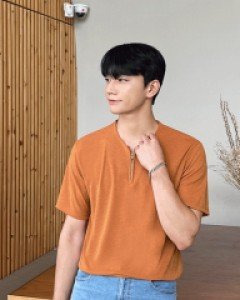 Nodemt half zip-up short sleeved T-shirt M~L(95 to 105)