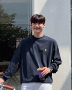 Onsmile Embroidery Over fit Long Sleeve F size(95-110)